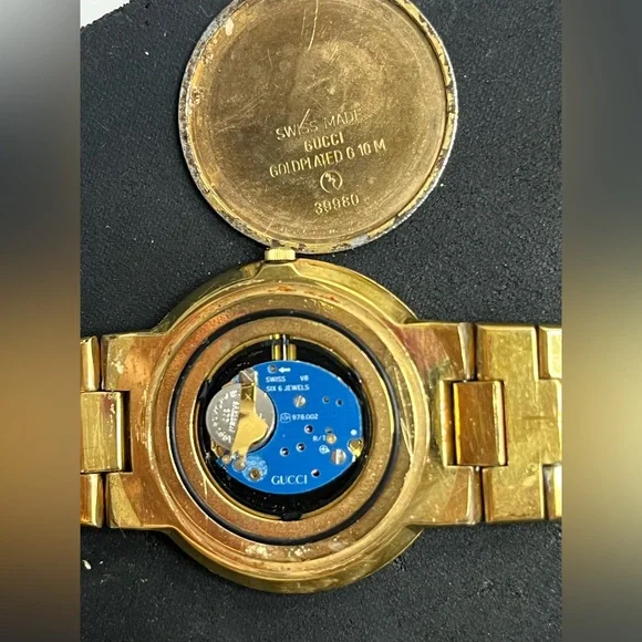 Classic GUCCI 3300 M 18K Gold Plated champagne dial; Men’s watch.